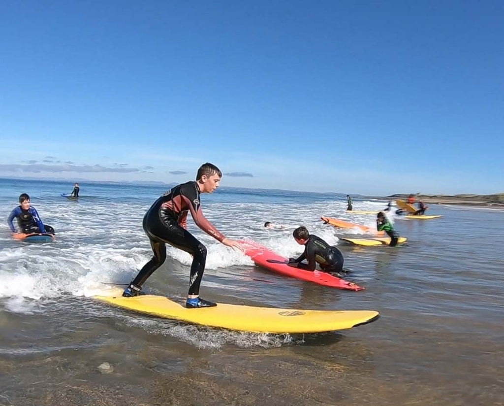 surf lessons - aloha surf school